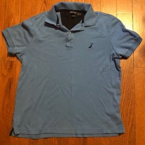 Men’s nautica shirt size medium